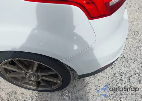 2015 Ford Focus Se из США, поврежденный, VIN 1FADP3K21FL253032